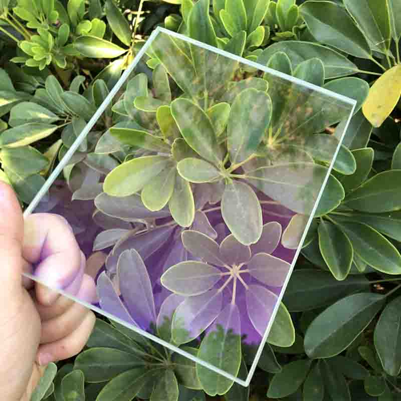 Display AR glass is highly transparent to reduce reflection of toughened glass panels
