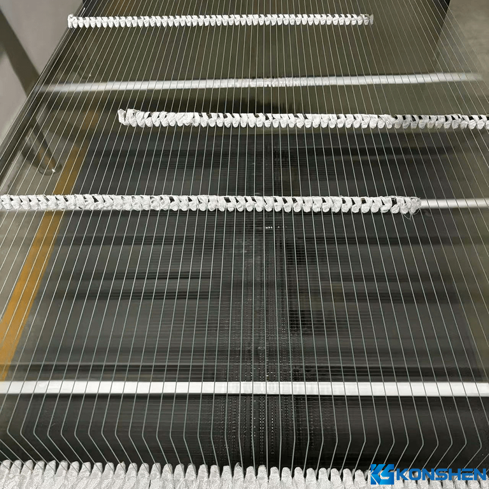 0.8mm 1.1mm Ultra Thin Ultra Transparent Chemical Strengthened Solar Glass